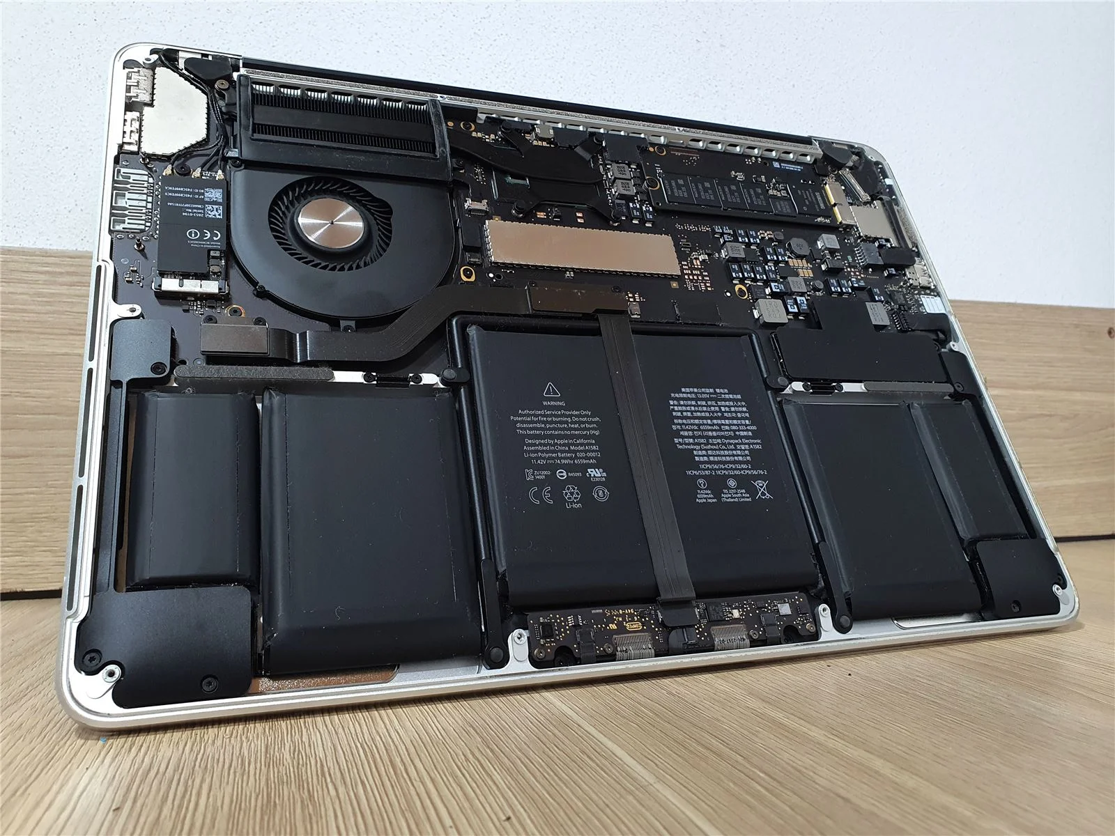 Realizácia: Výmena SSD disku a zrýchlenie systému