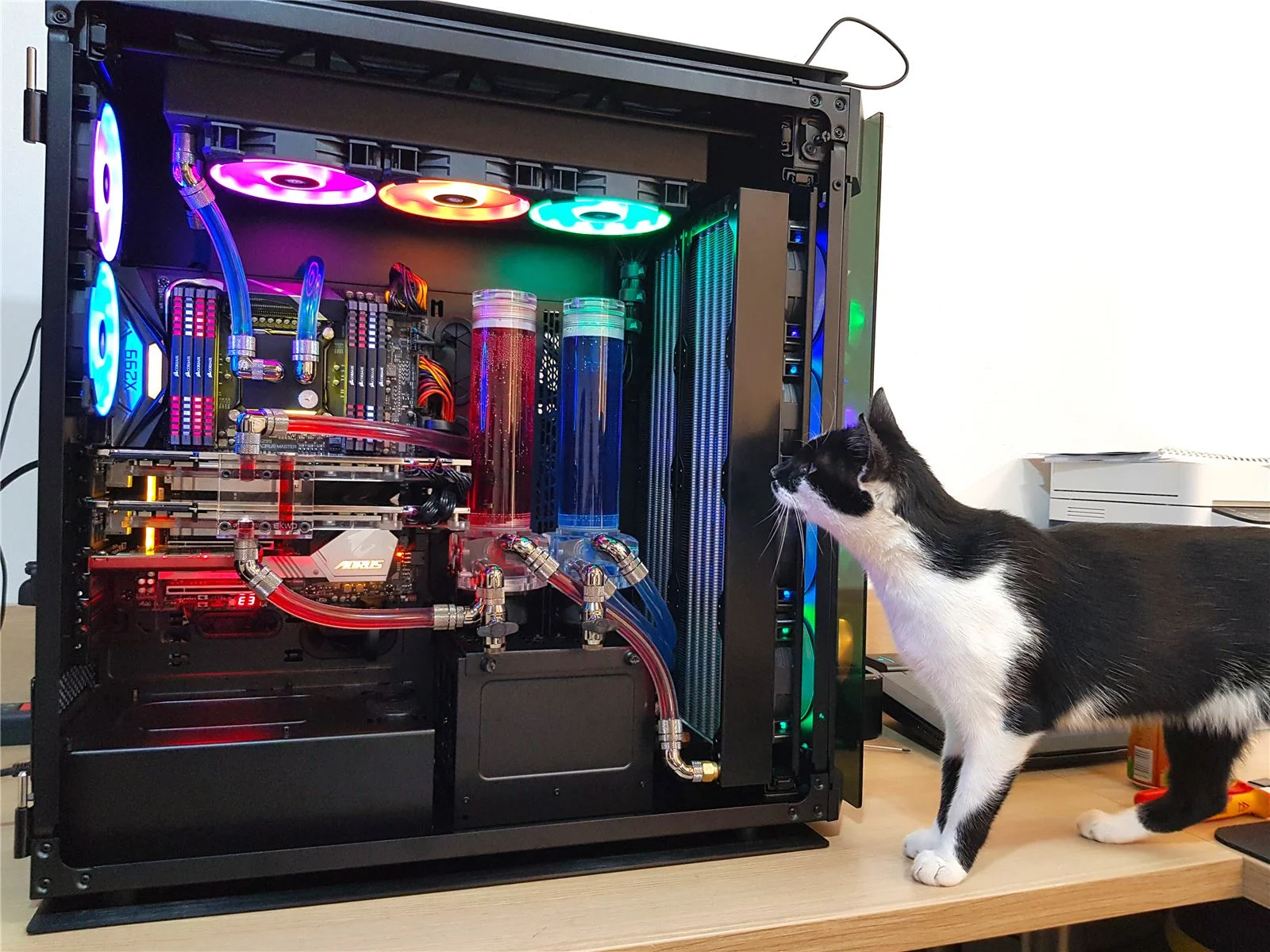 Realizácia: Výkonný radiátor s ventilátormi v ACW buildoch